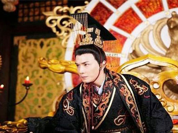 Bí ẩn lời nguyền đoản mệnh vô sinh ám ảnh hoàng đế nhà Minh