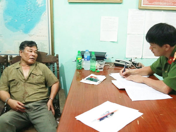 Vợ cựu phó GĐ truy sát gia đình em gái kể những lần chồng dồn tiền tích góp  cho em út và cháu vay