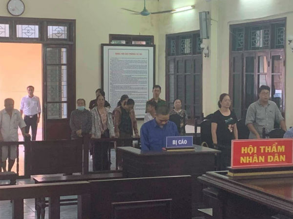 Cựu Bí thư đoàn phường ở Thái Bình lĩnh 2 năm tù vì dâm ô bé gái 11 tuổi