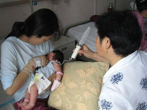 Phải cắt bỏ thận trái khi mới 28 tuổi, bà mẹ trẻ ân hận vì 1 sai lầm trong ăn uống mà rất nhiều người cùng mắc phải