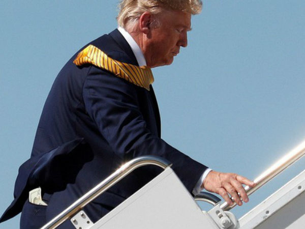 Là Tổng thống giàu có nhưng ông Trump vẫn cất một xấp tiền 20 USD ở túi quần sau: Hóa ra là vì sở thích 'lạ lùng' này!