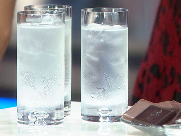 Sáng vừa ngủ dậy đừng uống những loại nước này nếu không muốn dạ dày bị tổn hại