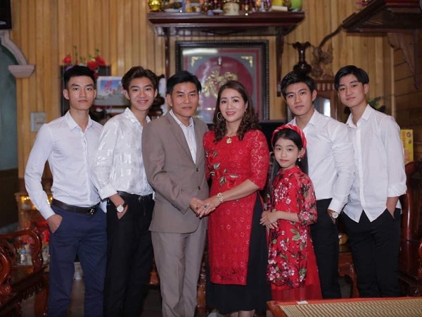 Con dâu bụng bầu 'vượt mặt' mẹ chồng còn bắt giặt tay cả chậu đầy quần áo của chị chồng và anh rể, nàng dâu liền ứng xử thế này khiến mẹ chồng xin chừa