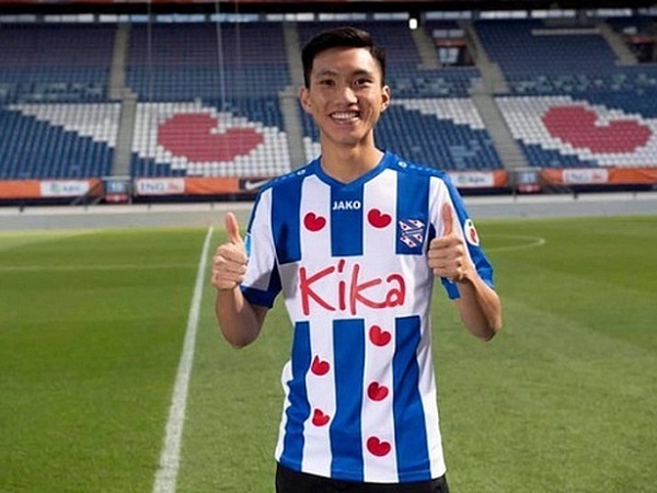 'Không giỏi tiếng Anh, Đoàn Văn Hậu sẽ gặp khó tại Hà Lan'