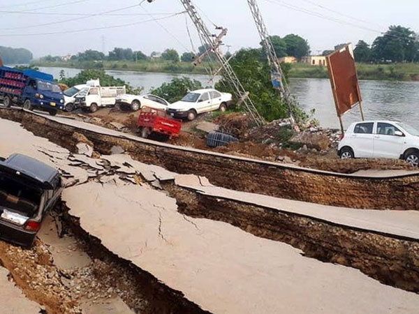 Thương vong do động đất ở Pakistan tiếp tục tăng