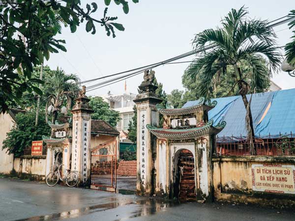 Ngôi làng Hà Nội có những tục lạ: Con gái xinh đẹp, giỏi giang nhưng không ai dám cưới