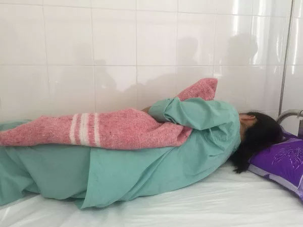 Bắt giam bác sĩ hiếp dâm và đánh nữ điều dưỡng bị thương