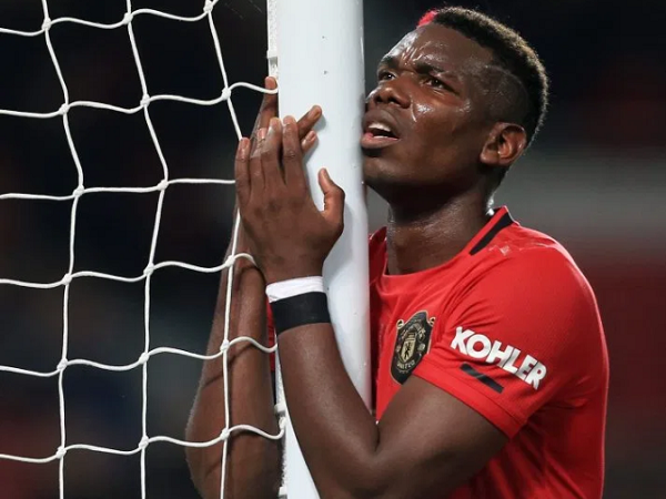 Pogba trở lại, MU thắng nhọc đội hạng 3 sau loạt đấu súng