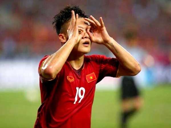 CĐV Việt Nam: 'U23 Việt Nam nằm bảng dễ thở, mọi người chuẩn bị đi bão thôi!'