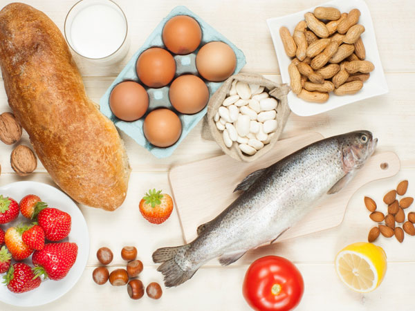 Sốc phản vệ suýt gặp 'tử thần' vì ăn thịt gà, hải sản, chuyên gia cảnh báo mối họa dị ứng thực phẩm ít ai nghĩ tới