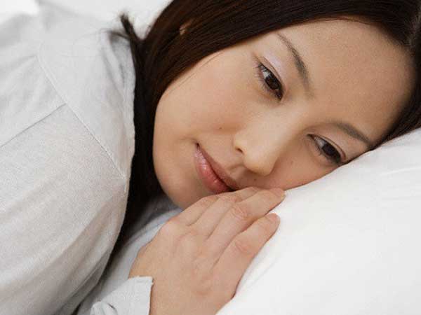 Mới về làm dâu một năm, tôi đã phải ngơ ngác đứng nhìn bố mẹ chồng giận nhau rồi mỗi người một ngả