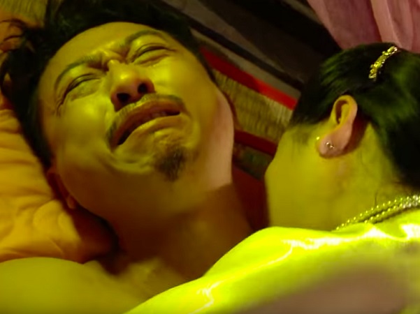 'Tiếng sét trong mưa': Lâm Vỹ Dạ xem cảnh 18+ của Hứa Minh Đạt, thẳng tay tát vào mặt chồng rồi nói lời ai cũng sốc