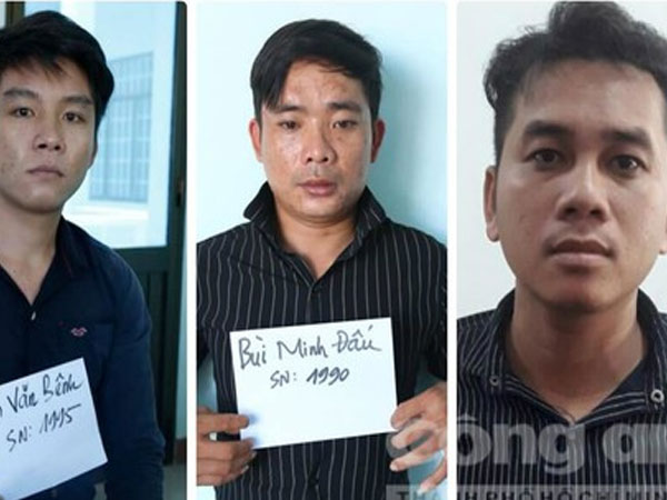 'Phụ giúp' 2 nữ công nhân đánh nhau, 3 thanh niên bị bắt về tội giết người