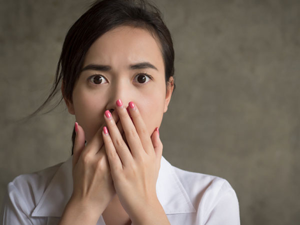 Bố mẹ chồng mở tiệc ăn mừng, vợ chồng tôi ngơ ngác với 'que thử thai 2 vạch', đến khi tìm ra thủ phạm thì cả nhà náo loạn một phen