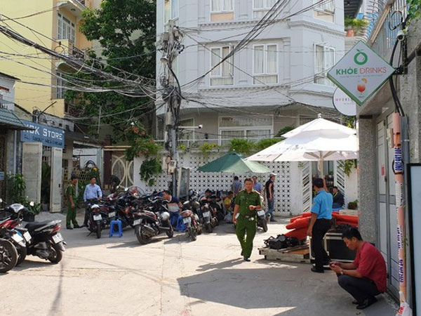 Khám xét ngôi nhà liên quan đến Phó Chánh án quận 4