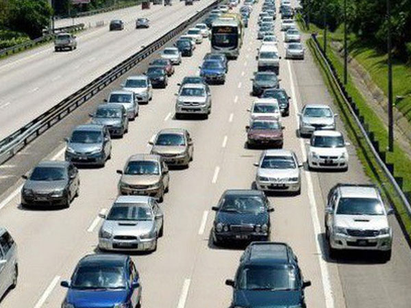 Việt Nam gần 'bét bảng' về tỷ lệ sở hữu ôtô