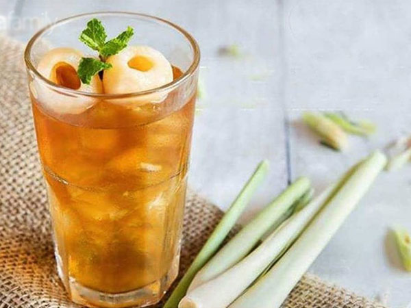 Uống cốc trà vải chứa băng keo cá nhân đã qua sử dụng, khách hàng phải dùng thuốc chống phơi nhiễm HIV: Bác sĩ nói gì?