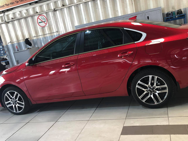 Kia Cerato bản nâng cấp về đại lý, đón đầu Mazda3 và Toyota Corolla Altis mới