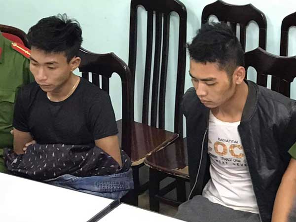 Video: Bắt 2 nghi can sát hại tài xế GrabBike 18 tuổi