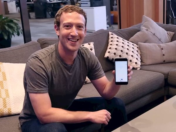 Phản ứng bất ngờ của Mark Zuckerberg sau khi rò rỉ cuộc họp nội bộ