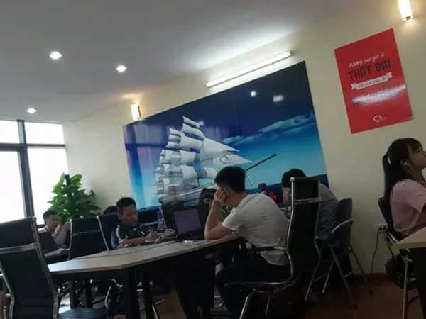 Phơi bày sự thật bên trong lớp học khởi nghiệp bằng 'thần dược' giữa Hà Nội