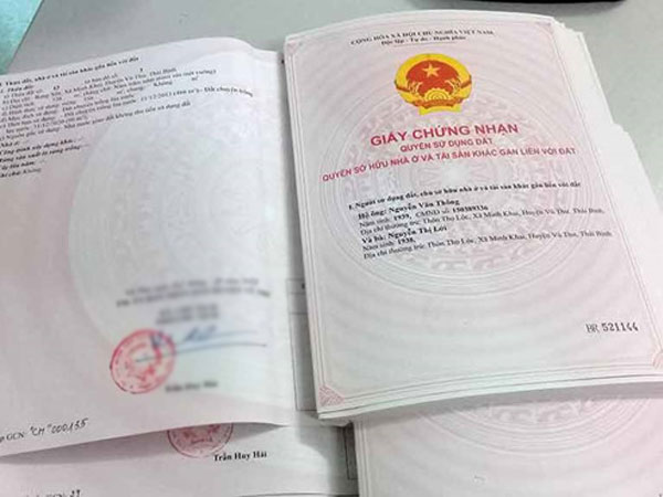 Hàng trăm sổ đỏ của dân bị doanh nghiệp đem thế chấp ngân hàng