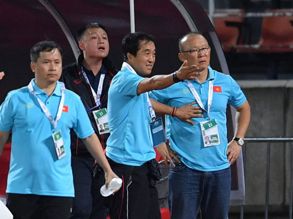 AFC chỉ ra nỗi lo lớn nhất của HLV Park Hang-seo khi đối đầu Malaysia