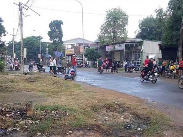 Nóng: Diễn biến kinh hoàng vụ chồng cũ ghen tuông dùng búa đánh chết 'người tình' của vợ ngay giữa đường