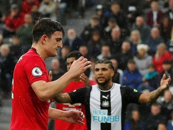 Maguire bị đổ lỗi cho thất bại của MU