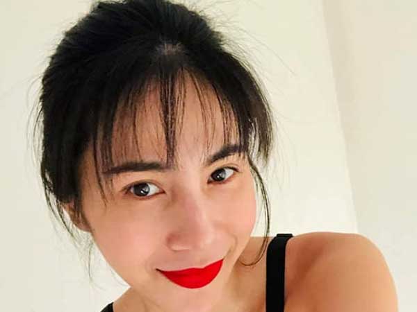Bị chê miệng rộng, Thủy Tiên đáp trả 1 câu hài hước nhưng không kém phần thâm thúy, dân mạng rào rào ủng hộ