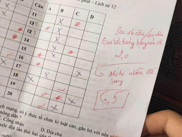 Chấm nhầm cho học sinh từ 6.5 xuống còn 2 điểm, cô giáo 'chữa cháy' bằng cách cực đáng yêu