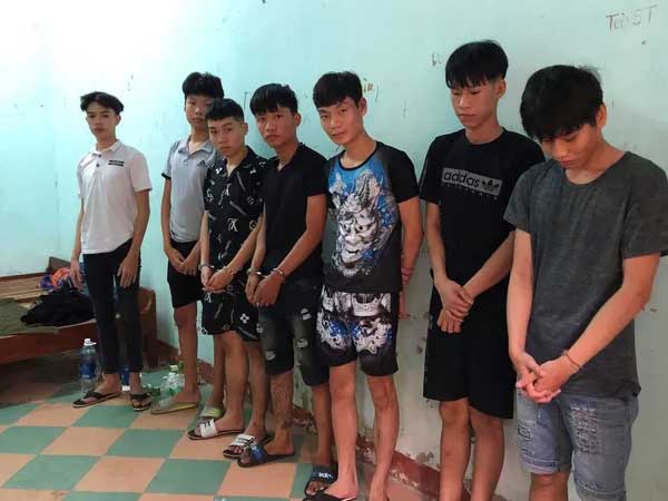 Bắt nhóm thanh thiếu niên chém nhau giữa trung tâm Đà Nẵng