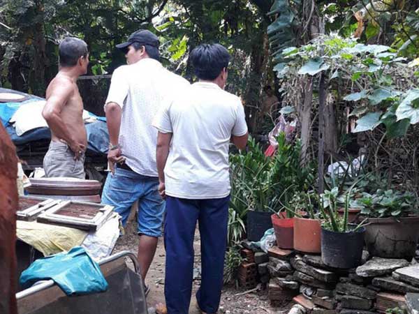 Người đàn ông sống độc thân tử vong trong tư thế treo cổ trong vườn nhà