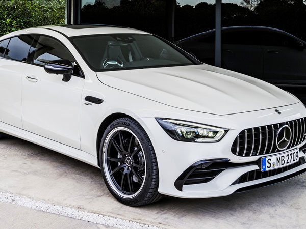 Mercedes-AMG GT 4 cửa về Việt Nam với giá khoảng 6,3 tỷ đồng - đối trọng mới của Porsche Panamera