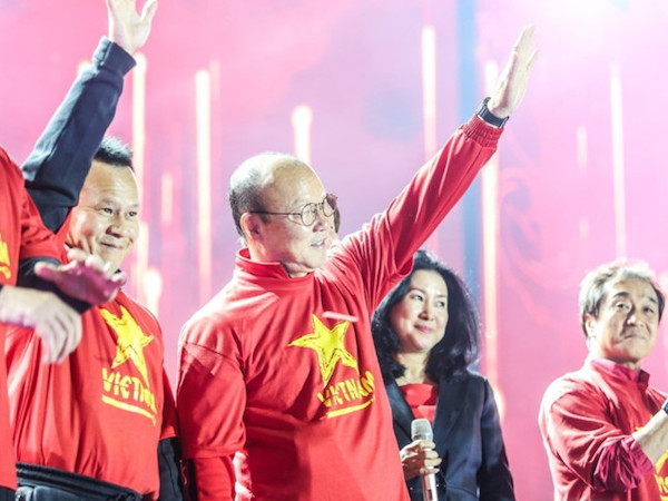Báo Hàn: Công Phượng làm được gì trước Malaysia, hãy tin thầy Park!
