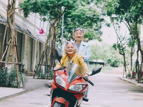 Một trung tâm dưỡng lão ở Hà Nội 'liều' xin Cục Hàng không chiếc máy bay bị bỏ quên 12 năm để hiện thực hoá ước mơ cho các cụ