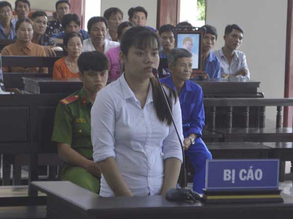 Thiếu nữ giết chồng ở Đồng Tháp lãnh án 4 năm tù