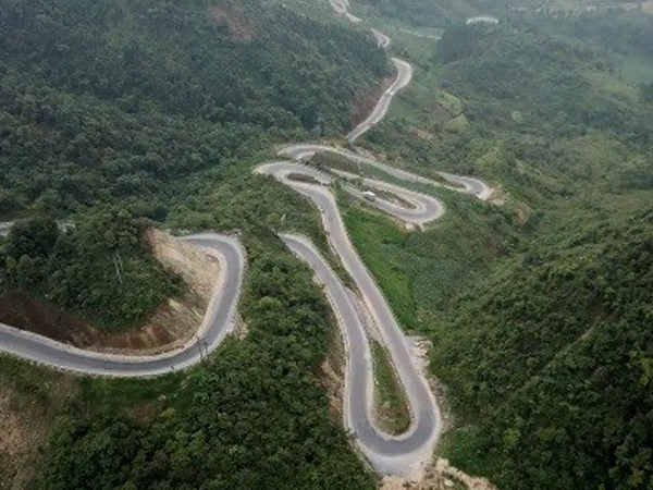 Trước Mã Pì Lèng Panorama, báo quốc tế ca ngợi 'kỳ quan' này thế nào?