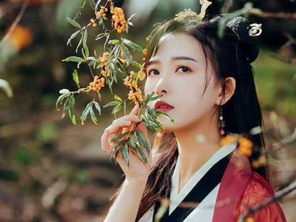 Chuyện 'thâm cung bí sử' của đệ nhất kỹ nữ Tô Châu, cả đời qua tay 3 người đàn ông nhưng cái kết sau cùng lại tàn khốc đến bất ngờ
