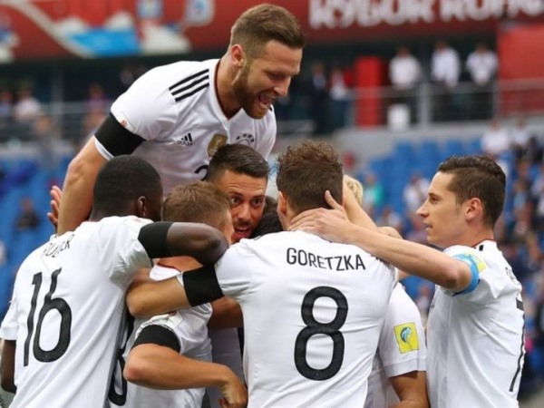 Guendogan lập cú đúp, Đức nhọc nhằn vượt Estonia