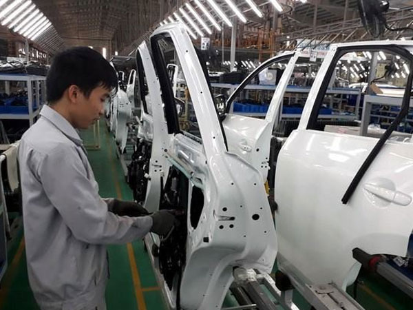 Cho dân vay lãi suất 0% để mua ô tô, xe giá rẻ có cửa sống