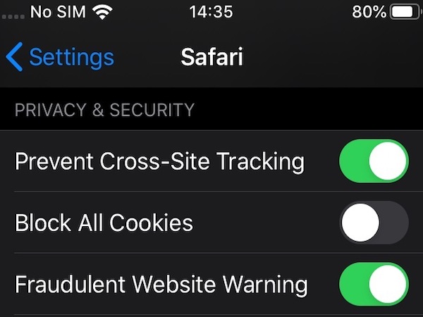 Apple gửi dữ liệu duyệt web trên iPhone cho công ty TQ