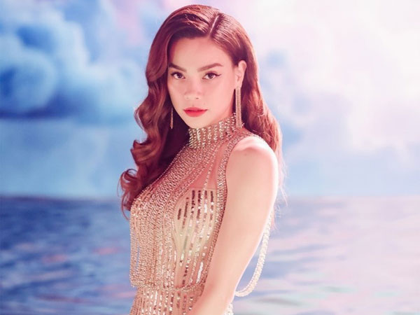 Hồ Ngọc Hà gây chú ý với lời nhắn nhủ đến một 'người lạ': 'Hãy mỉm cười nói rằng thật ra tôi được lên thiên đường còn các người chỉ đang đối mặt với cuộc sống địa ngục mà thôi...'