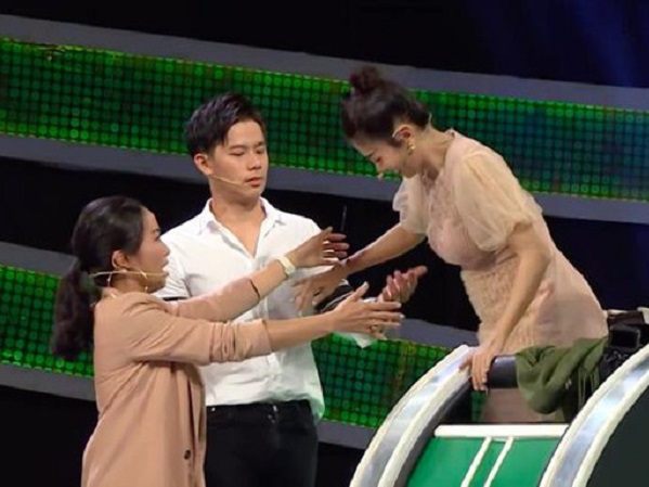 Bị chê làm lố trong Nhanh như chớp, Ốc Thanh Vân uất ức tuyên bố dừng chơi gameshow
