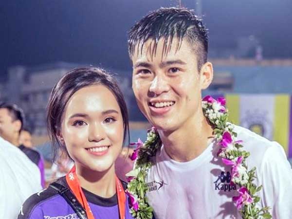 Bạn gái hotgirl của Duy Mạnh gây ‘bão’ vì khả năng dự đoán ‘như thần’