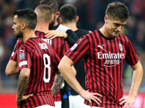 AC Milan thua lỗ kỷ lục