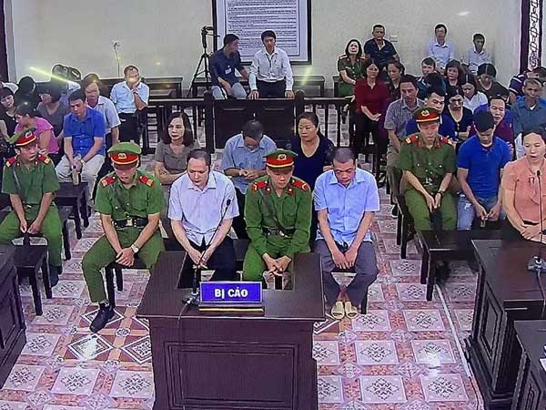 Gian lận điểm thi Hà Giang: Điểm tăng 'vù vù' mà nói không biết gì!