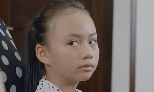 Bé Bống phim 'Hoa hồng trên ngực trái' thu hút khán giả