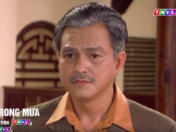'Tiếng sét trong mưa': Thị Bình xin vào nhà làm người hầu, Khải Duy đứng trước vợ tiếp tục không nhận ra
