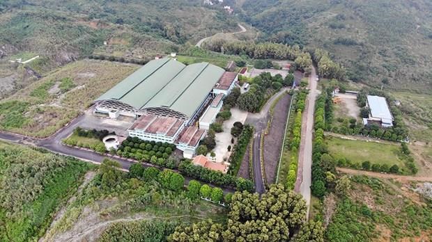 Bắt khẩn cấp 2 đối tượng trong vụ xả dầu thải tại Hoà Bình